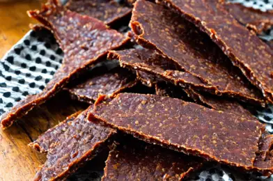 Homemade Jerky: Dehydrated Meat Treats for Dogs